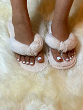 Load image into Gallery viewer, Cream So fluffy bed slippers *order a size up*